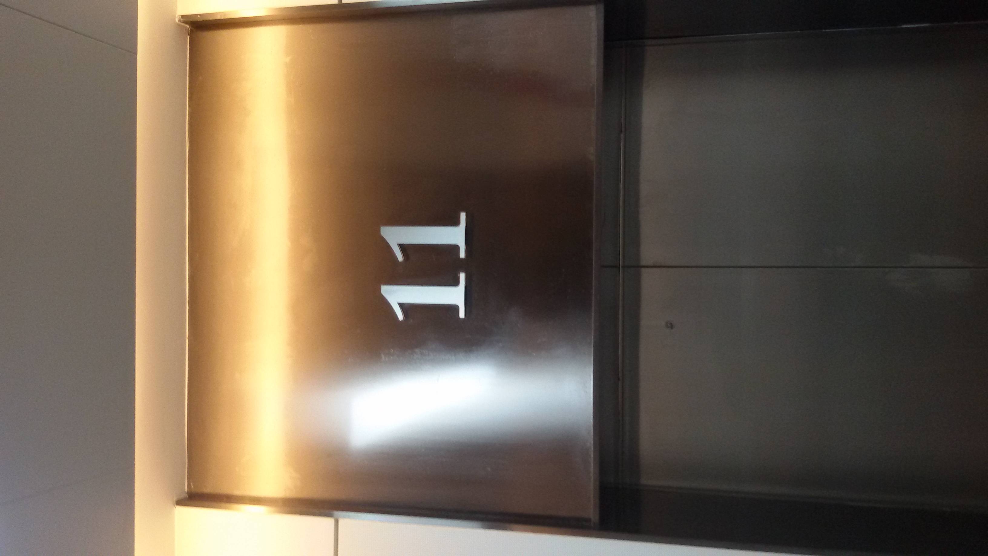 电梯指示企业形象